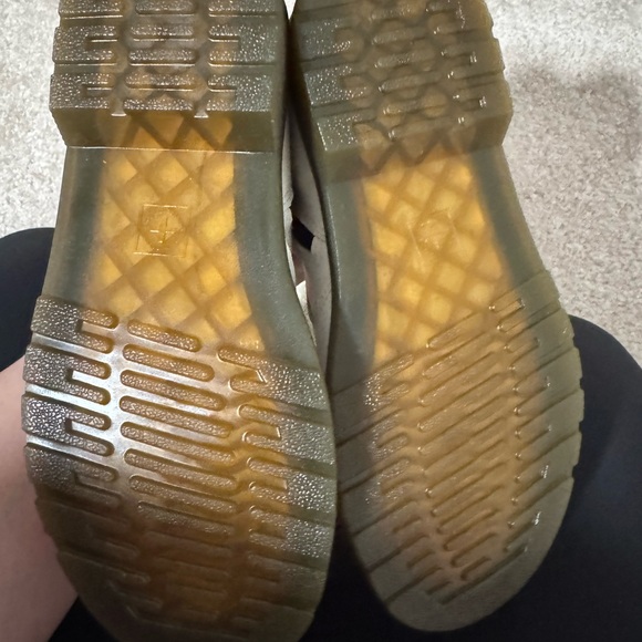 NEW Dr. Martens YOUTH 2976 LEATHER CHELSEA BOOTS - Picture 5 of 8